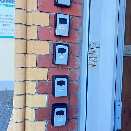 Corner Hostel *